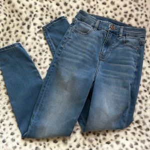 American eagle blue skinny jeans size 0 regular.